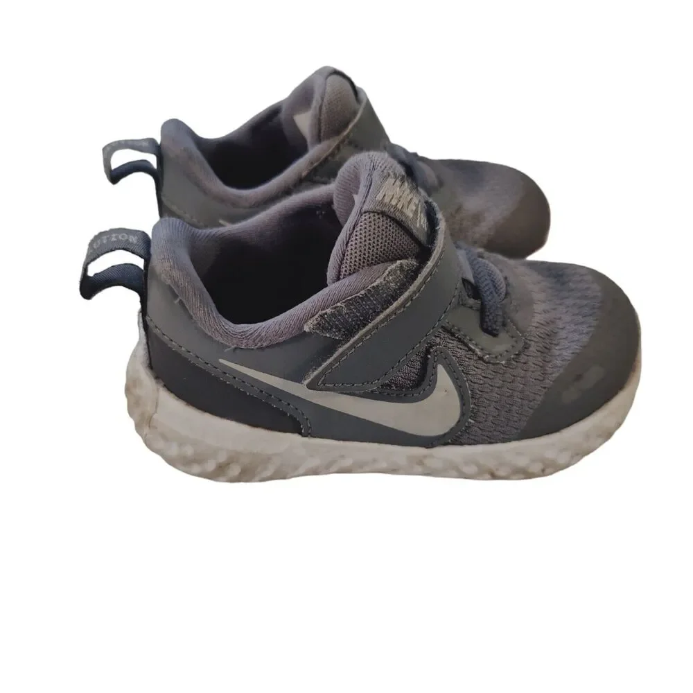 Nike Tanjun EasyOn Toddler Infant Sneaker Shoes Grey Size 6C
